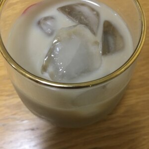 子供が喜ぶ！(^^)ノンカフェイン麦茶オレ♪